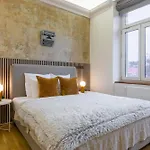 Ruska Homestay Prague